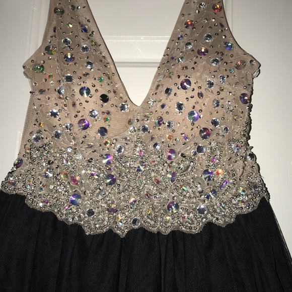 Homecoming/Prom Dress - Picture 2 of 3
